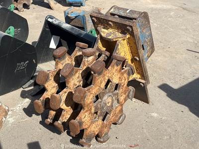 Industrial Soil Compactor Roller Wheel Tool Heavy Equipment Attachment bidadoo