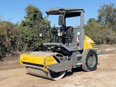 2019 Wacker Neuson RC50 54" Smooth Single Drum Vibratory Ride On Roller bidadoo