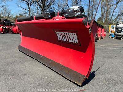 2018 Western P80F09 9' Professional Truck Mount Snow Plow Attachment bidadoo