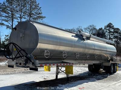 2023 KT Pacer AT35LW T/A Hydraulic Bulk Feeder Tank Tractor Trailer bidadoo