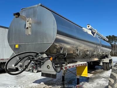 2023 KT Pacer AT35LW T/A Hydraulic Bulk Feeder Tank Tractor Trailer bidadoo