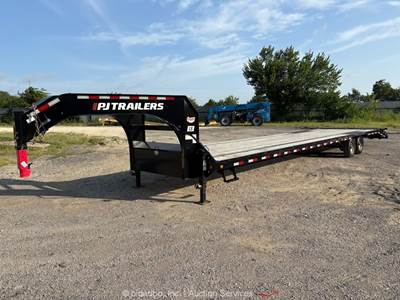 2026 PJ Trailers LS402 40' T/A Gooseneck Dovetail Equipment Trailer bidadoo