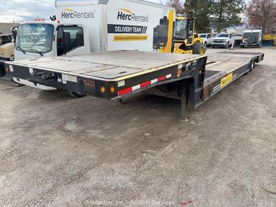 2015 Trail King TK80HT 38' T/A Hydraulic Dove Tail Equipment Trailer bidadoo