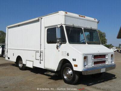 1990 chevy p30 step van specs