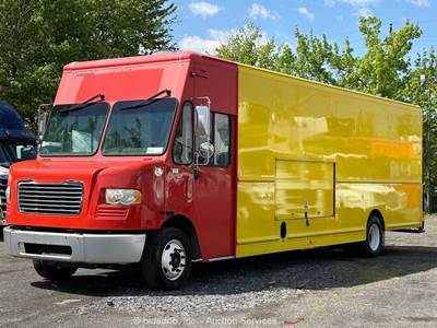 2017 Freightliner MT55 S/A Utility Delivery Step Van Truck Cummins A/T bidadoo