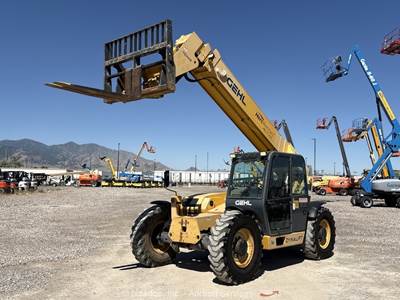 2018 Gehl DL1240 40' 12,000 lbs Telescopic Reach Forklift Telehandler bidadoo
