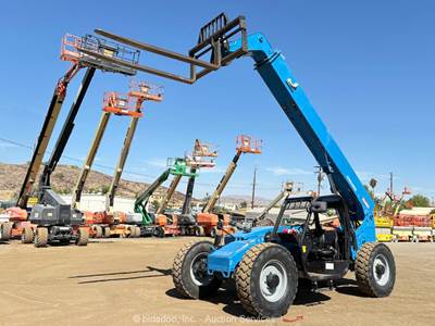 2015 Genie GTH844 44' 8,000 lbs  Telescopic Reach Forklift Telehandler bidadoo