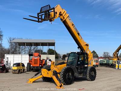 2020 JCB 512-56 56' 12,000 lbs Telescopic Reach Forklift Cab Telehandler bidadoo