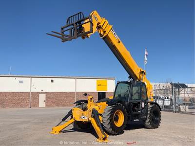 2017 JCB 512-56 56' 12000 Telescopic Reach Forklift Cab Telehandler bidadoo