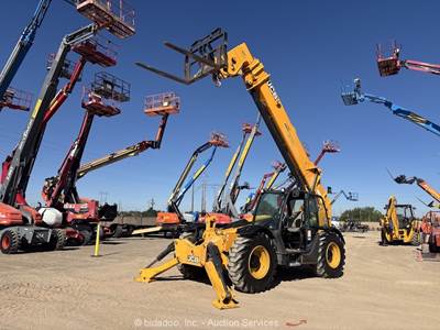 2017 JCB 512-56 56' 12,000 lbs Telescopic Reach Forklift Cab Telehandler bidadoo