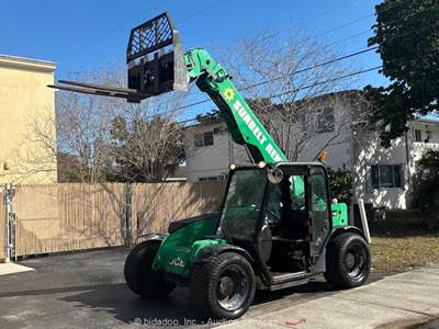 2017 JCB 525-60 20' 5,500 lbs Telescopic Reach Forklift Telehandler bidadoo