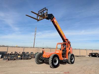 2018 JLG 8042 42' 8,000 lbs Telescopic Reach Fork Lift Telehandler Aux bidadoo