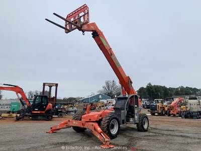 2015 Xtreme XR1255 55' 12,000 lbs Telescopic Reach Forklift Cab bidadoo