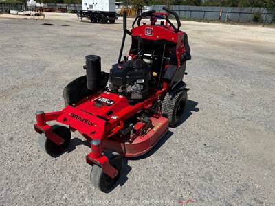 2024 Gravely PRO-STANCE 32 32'' Stand On Riding Lawn Mower Kawaski bidadoo