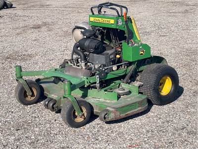 2019 John Deere 661R Stand On Riding Mower Stand On Lawn Field Landscape bidadoo