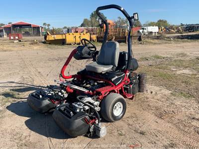 2021 Toro Greensmaster Triflex 3320 Ride-On Grounds Golf Course Mower bidadoo