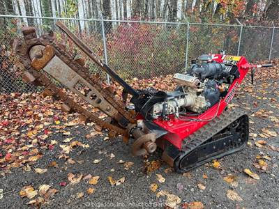 2014 Barreto 2024T Tracked Walk Behind 36" Chain Trencher Digger Honda bidadoo
