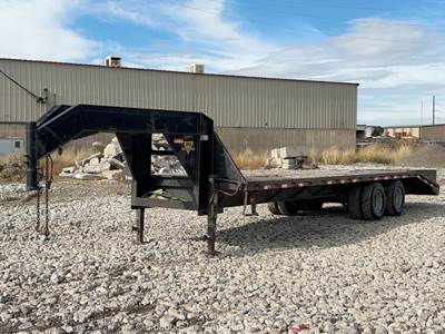 2000 PJ LS 20  T/A Gooseneck Flatbed Hotshot 20' Equipment Trailer Ramps bidadoo