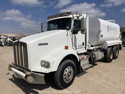 2011 Kenworth T800 4,000 Gallon T/A Water Truck A/C PTO 18-Spd Cummins bidadoo