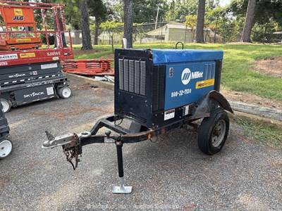 2018 Miller Electric Big Blue 400 Pro Diesel Towable Welder Generator bidadoo