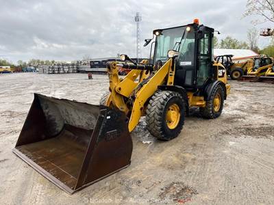 2015 Caterpillar 906M Wheel Loader Tractor Enclosed A/C Cab Aux Hyd Q/C bidadoo