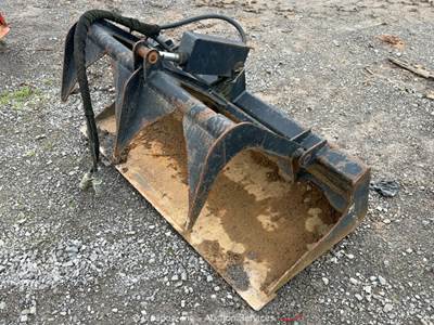 2017 31'' Grapple Hydraulic Skid Steer Grapple Bucket bidadoo