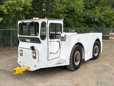 FMC B500 Aircraft Pushback Tow Tug Tractor Caterpillar 50,000 LB DBP bidadoo