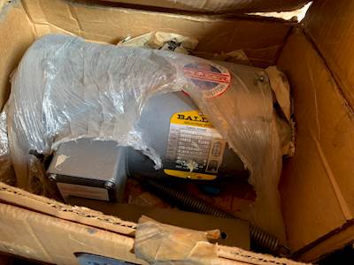 NEW Industrial Motor Baldor 3 Ph 1 HP 208/230/480V 1140 RPM