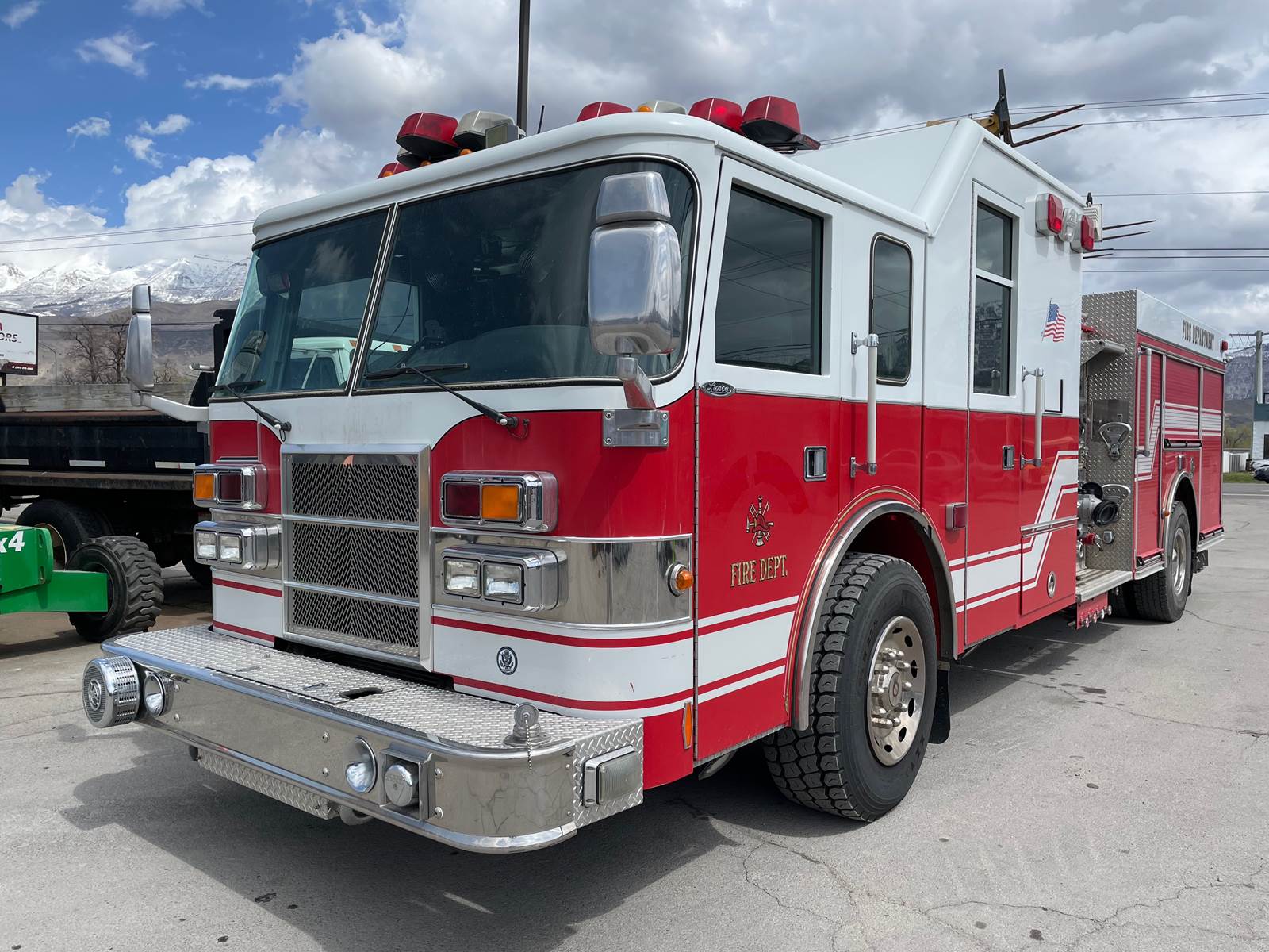 Pumper Fire Truck 2001 Pierce Lance 1500 GPM Waterous Pump, 500 Gallon