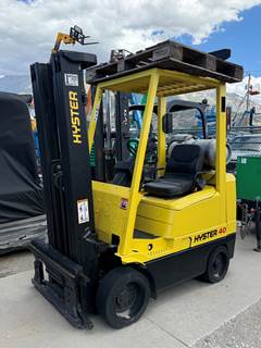 Used Warehouse Forklift 4,000 LB 15' 9" Lift Height LPG Hyster S40XMS