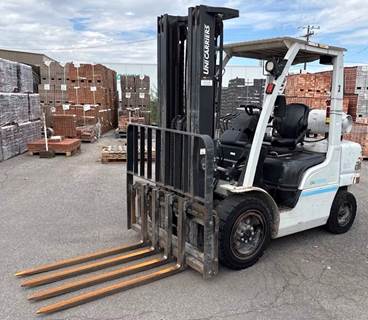 Used Warehouse Forklift Unicarriers Nissan 5,200 LB 15' 7" Lift Height LPG Propane 2013