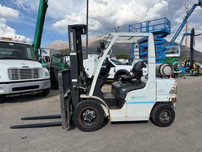 Used Warehouse Forklift Unicarriers Nissan 5,200 LB 15' 7" Lift Height LPG Propane 2013