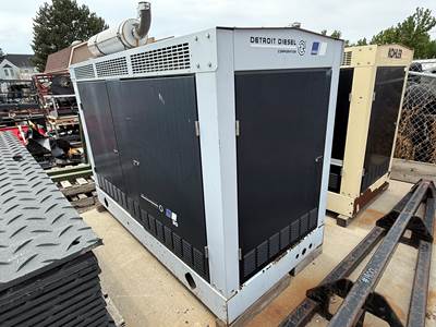 Used Generator 35 KW 2004 Detroit 30GSG Propane / Natural Gas 120/240 V  3 Phase