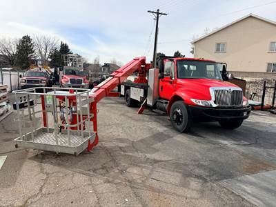 Aerial Lift Sign Truck Skyhoist 60' SX60 2007 International DuraStar 4300