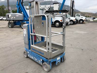 Personnel Man Lift 2010 Genie GR-20 Aerial Manlift 20' Platform Electric PRICE REDUCED!!