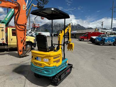 NEW Mini Excavator 2024 Digmaster DM100 Aux Hydraulics, Thumb, Backfill ...