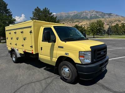 Refrigerated Freezer Truck 2022 Ford E450 Schwans Van Food Truck For ...