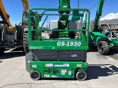 Scissor Lift 2016 Genie GS-1930 Electric 19' Platform Extendable