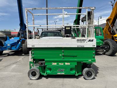 Scissor Lift 2016 JLG 2632ES Electric 26' Platform Extendable