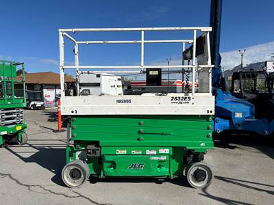 Scissor Lift 2016 JLG 2632ES Electric 26' Platform Extendable