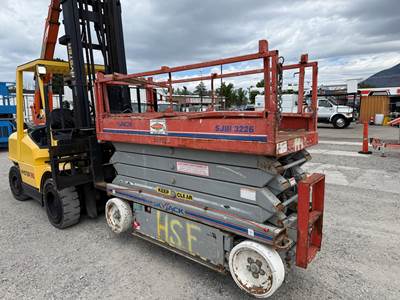 Used Scissor Lift 2006 Skyjack SJIII3226 Electric 26' Platform * NEEDS WORK