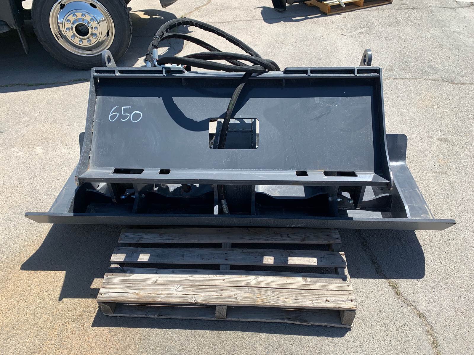 2021 NEW UNUSED 72" Vibratory Plate Compactor Skid Steer Attachment For