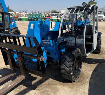 Used Telehandler Forklift 2015 Genie GTH-5519 5,500 LB 19' Reach Telescopic Fork Lift