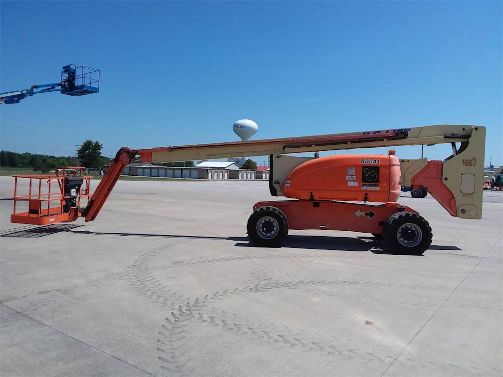 2010 JLG 800AJ Articulating Boom Lift 80ft Working Height, 500lb