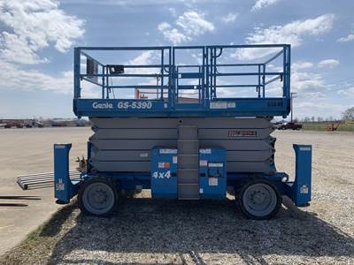 Genie GS-5390 RT Scissor Lift