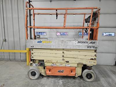 JLG 2630ES Scissor Lift
