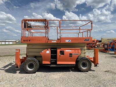 JLG 4394RT Scissor Lift