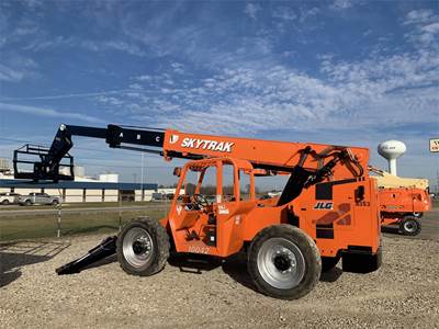 SkyTrak 10042 Telehandler