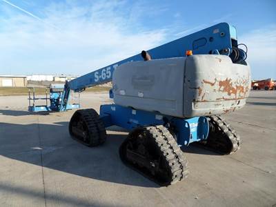 Genie S-65 Trax Telescopic Boom Lift