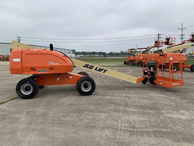 JLG 400S Telescopic Boom Lift